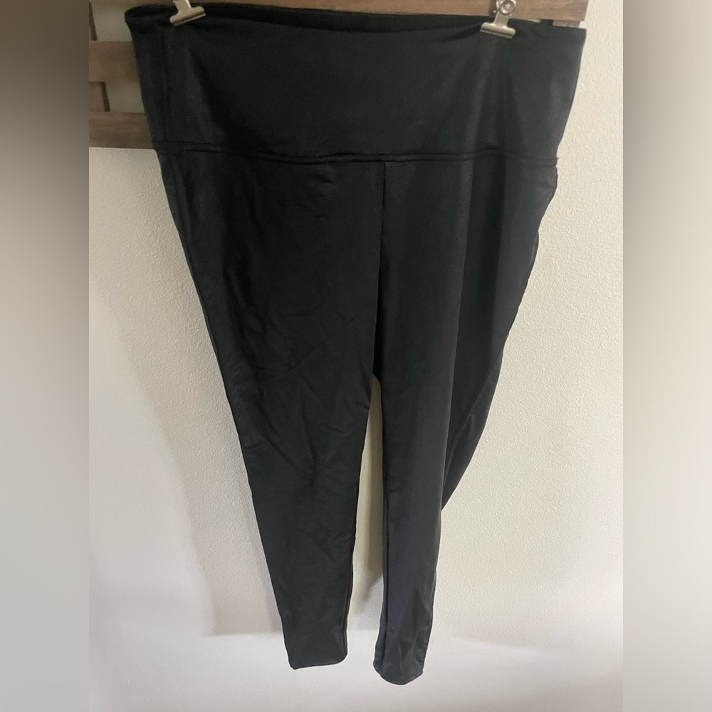 Seven7 Black Faux Leather‎ Shiny Pull On Leggings Size Large